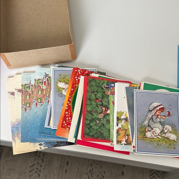 Assorted Vintage Christmas and none Christmas Cards - Picture 3 of 3